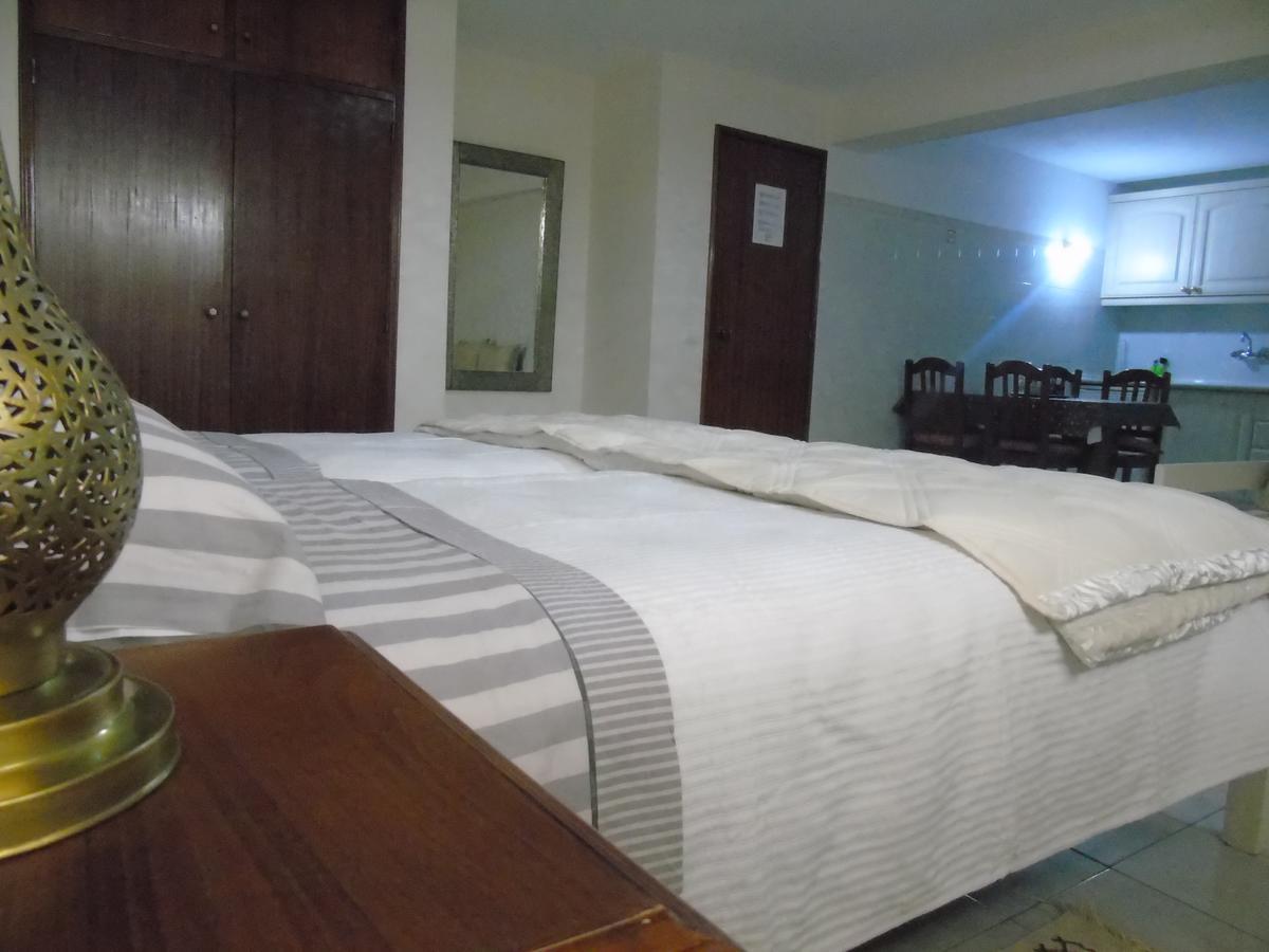 Lagos Guests B&B Экстерьер фото